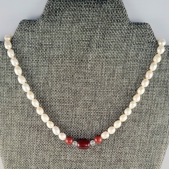 fstepka Jewelry - REAL Pearl and Red Agate Necklace